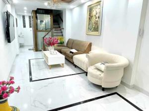 GIẢM SỐC NHÀ ĐẸP THỤY KHUÊ_ NGUYỄN ĐÌNH THI PHỐ VIP TÂY HỒ KD THANG MÁY 2 THOÁNG 13,75 TỶ